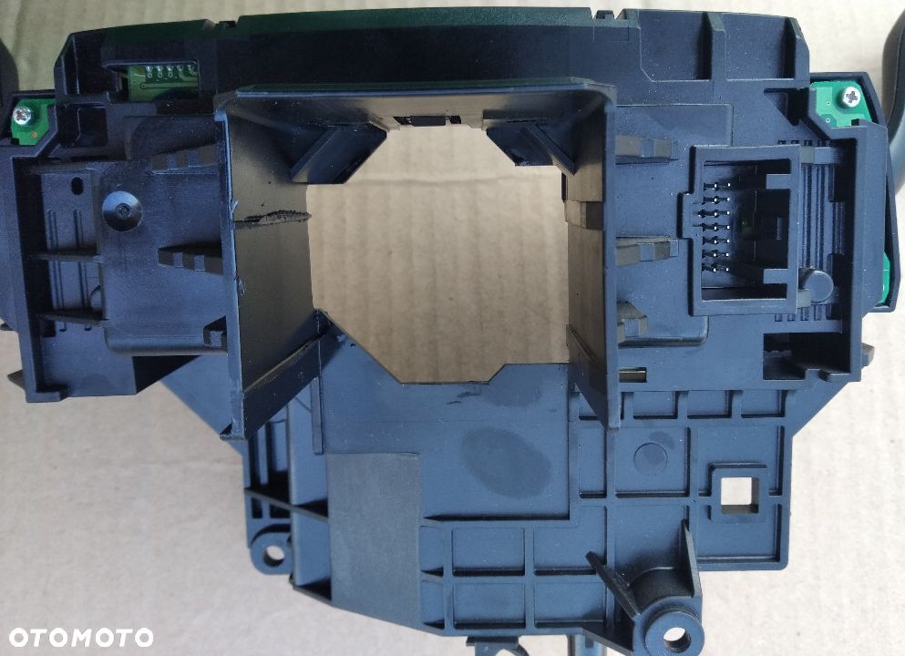 Ford Focus MK3 Moduł pod kierownice BV6T-13N064-AF - 3