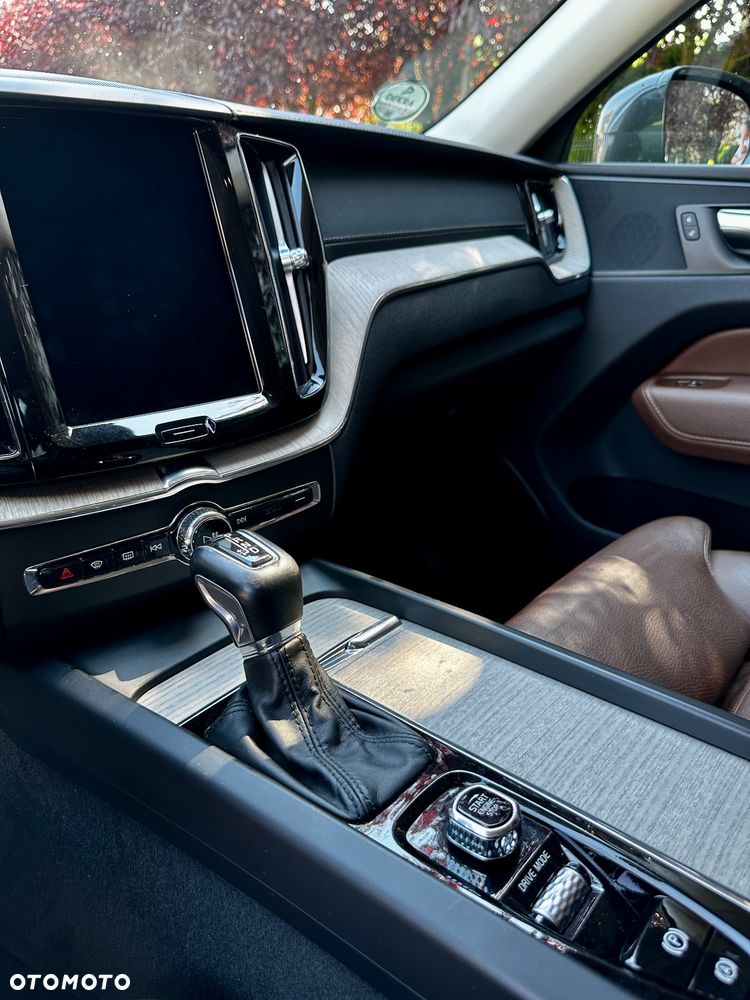 Volvo XC 60 D4 Inscription - 14