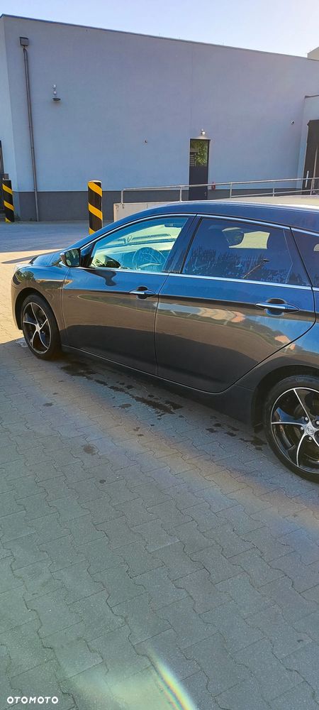 Hyundai i40 1.7 CRDi Comfort + - 10