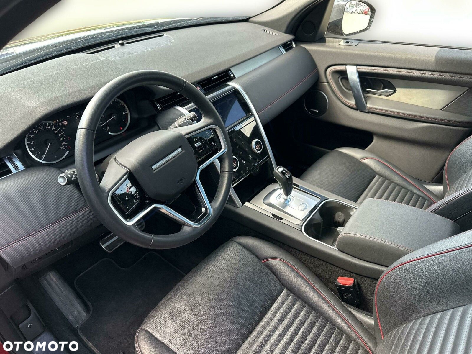 Land Rover Discovery Sport - 14