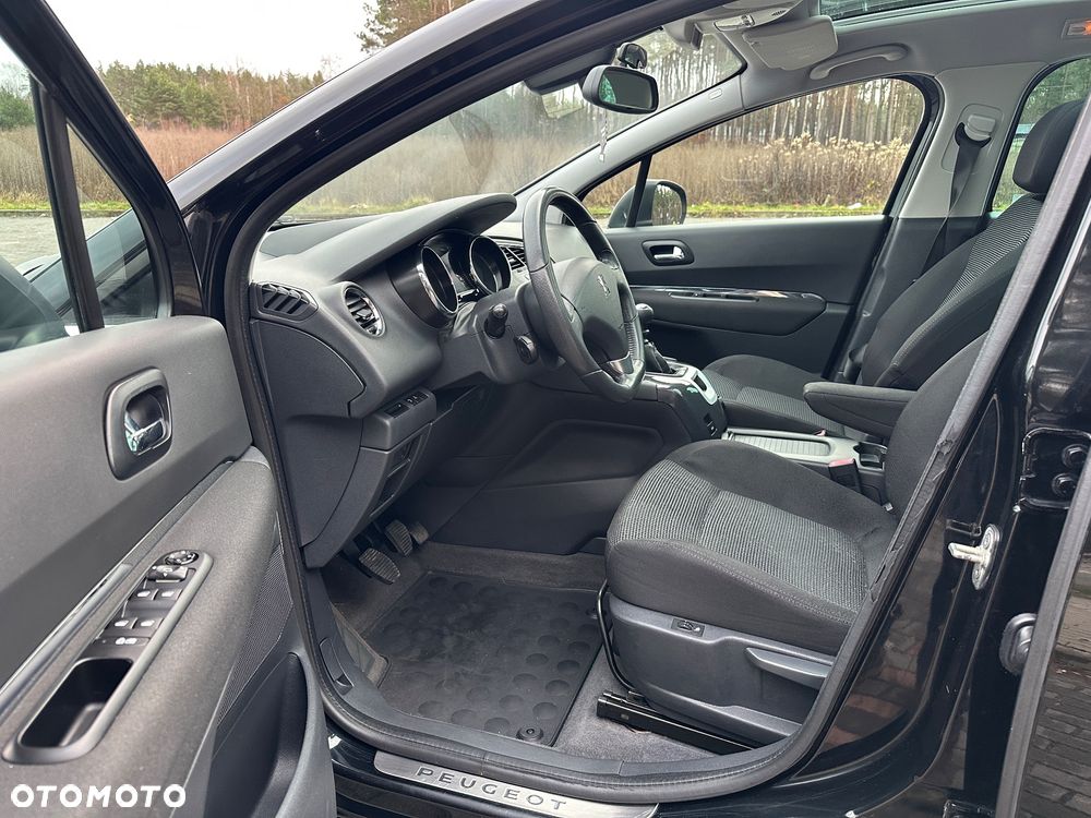 Peugeot 5008 HDI FAP 150 Family Plus - 15