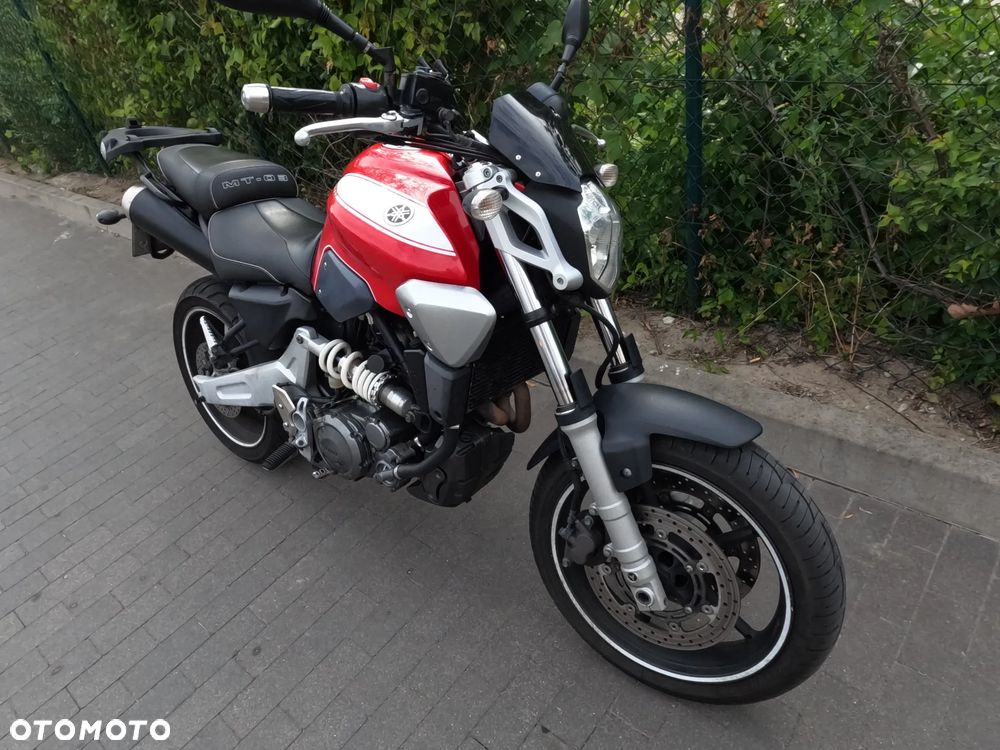 Yamaha MT - 5