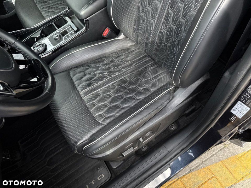 Kia Sorento - 12