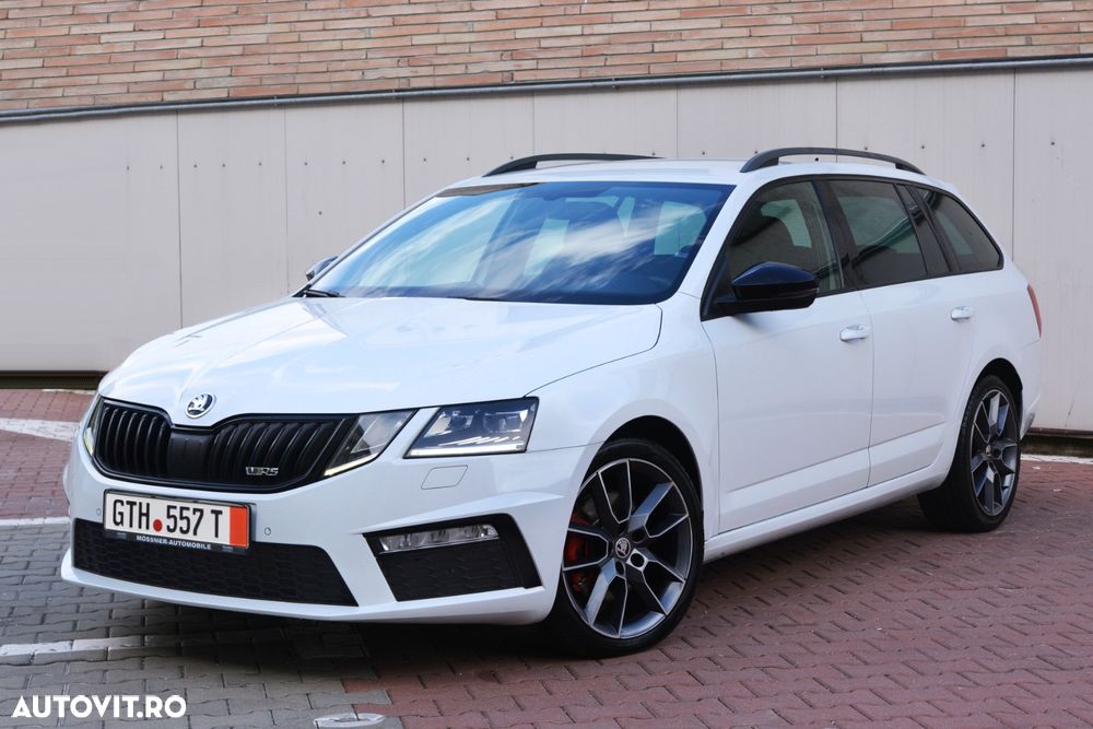 Skoda Octavia 2.0 TDI DSG RS - 2