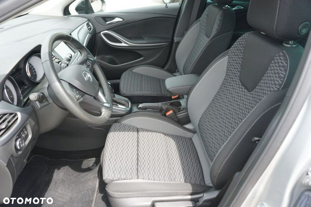 Opel Astra - 9