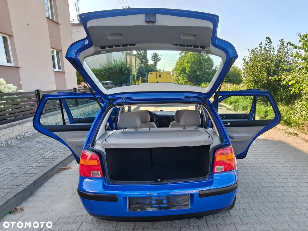 Volkswagen Golf - 9