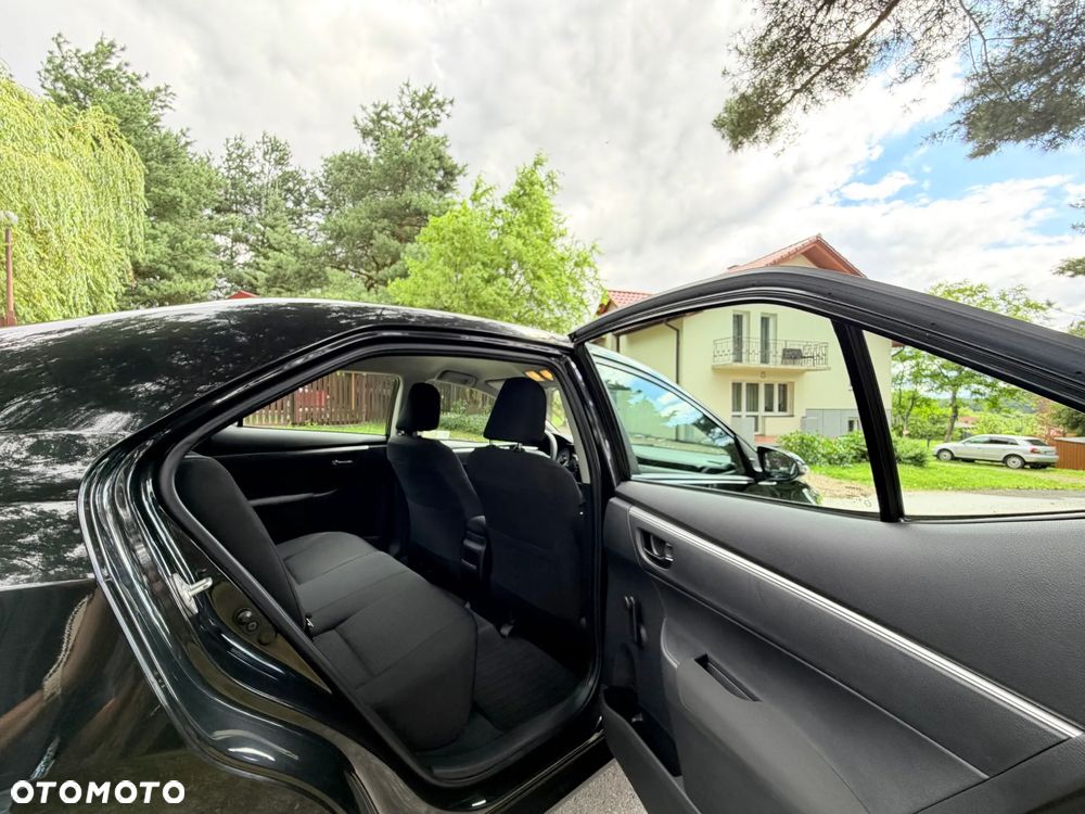 Toyota Corolla 1.6 Comfort - 28