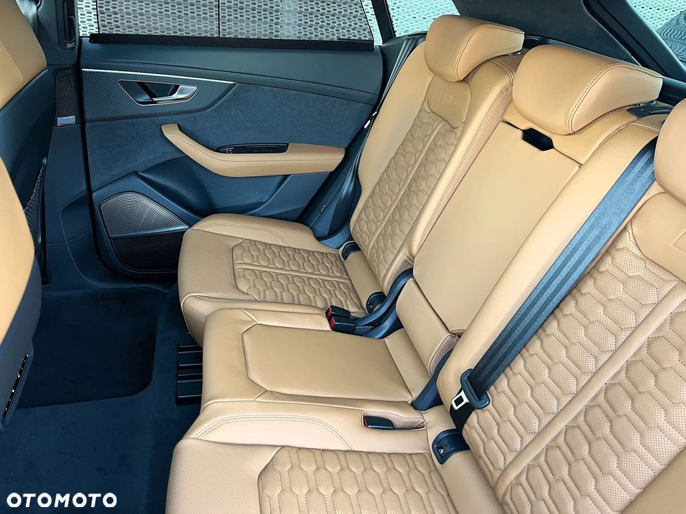 Audi RS Q8 - 10