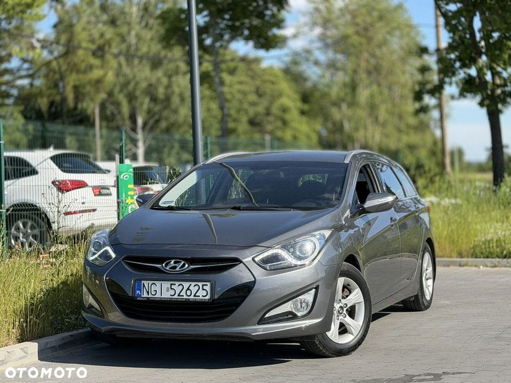Hyundai i40 Kombi blue 1.7 CRDi Family - 1