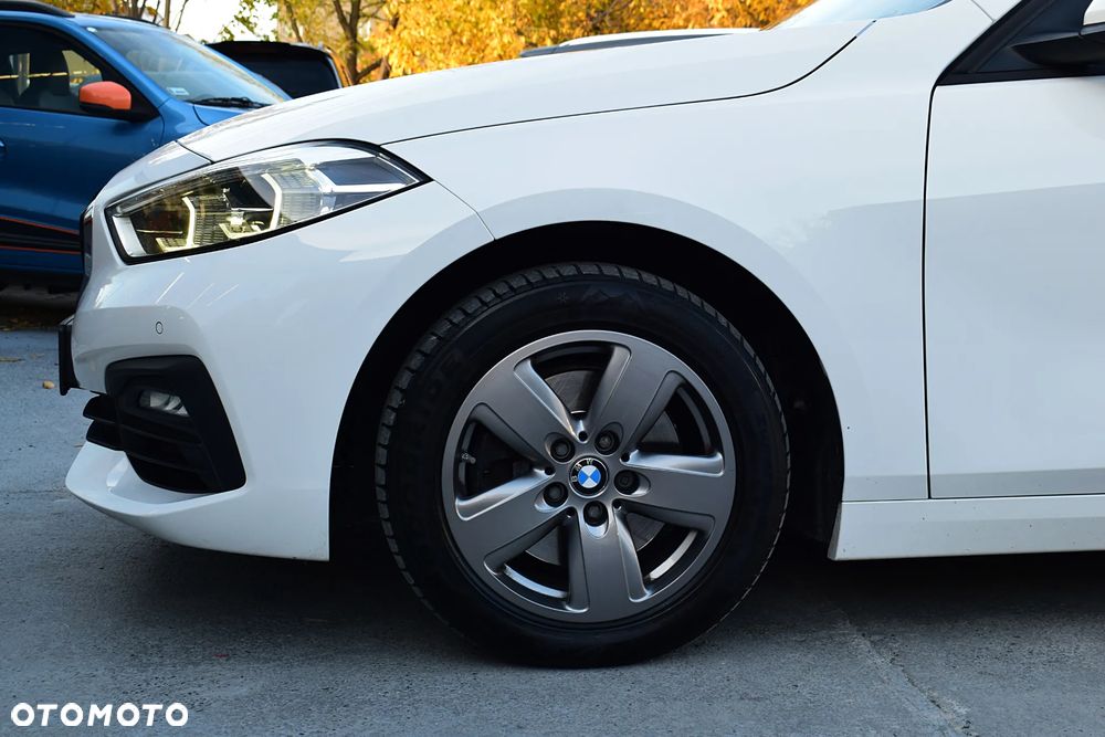 BMW Seria 1 118i - 21