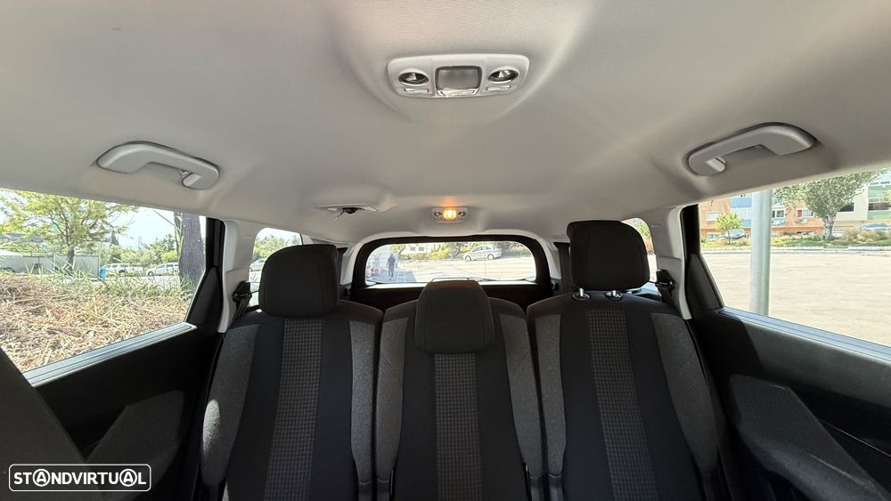 Peugeot 5008 BlueHDI 130 EAT8 Active Pack - 24