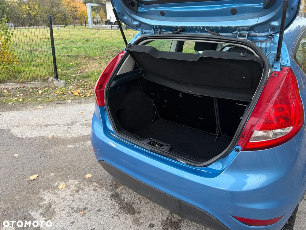 Ford Fiesta 1.4 Titanium EU5 - 11