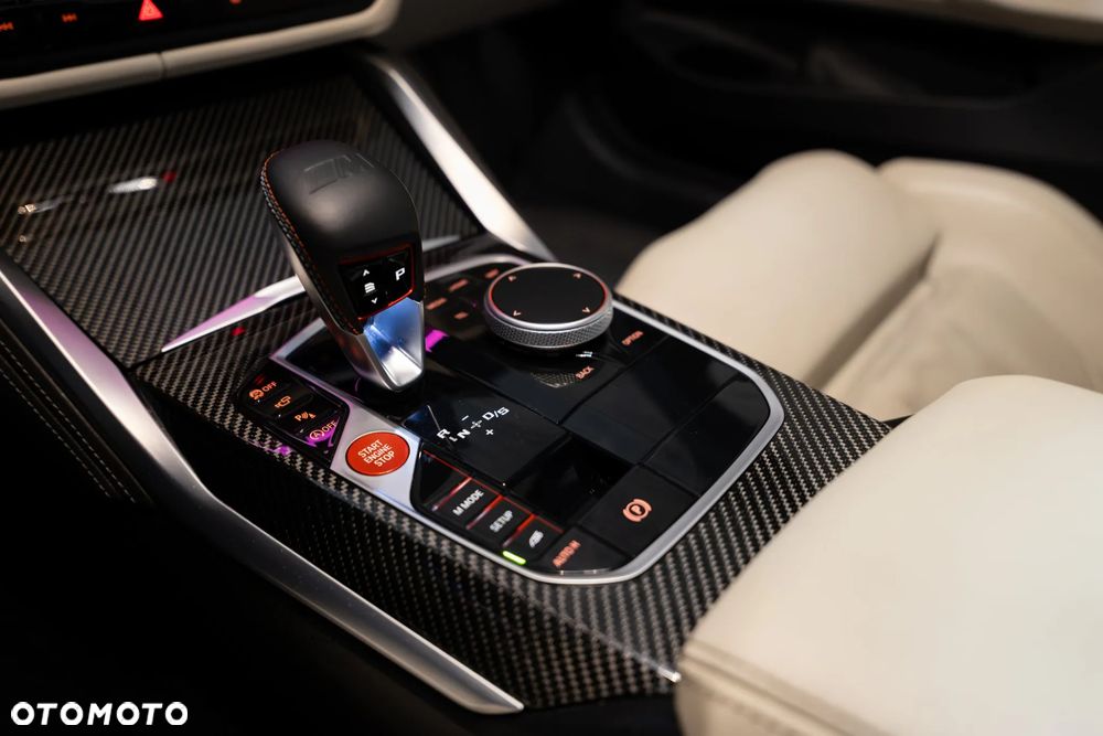 BMW M4 Competition M xDrive - 12