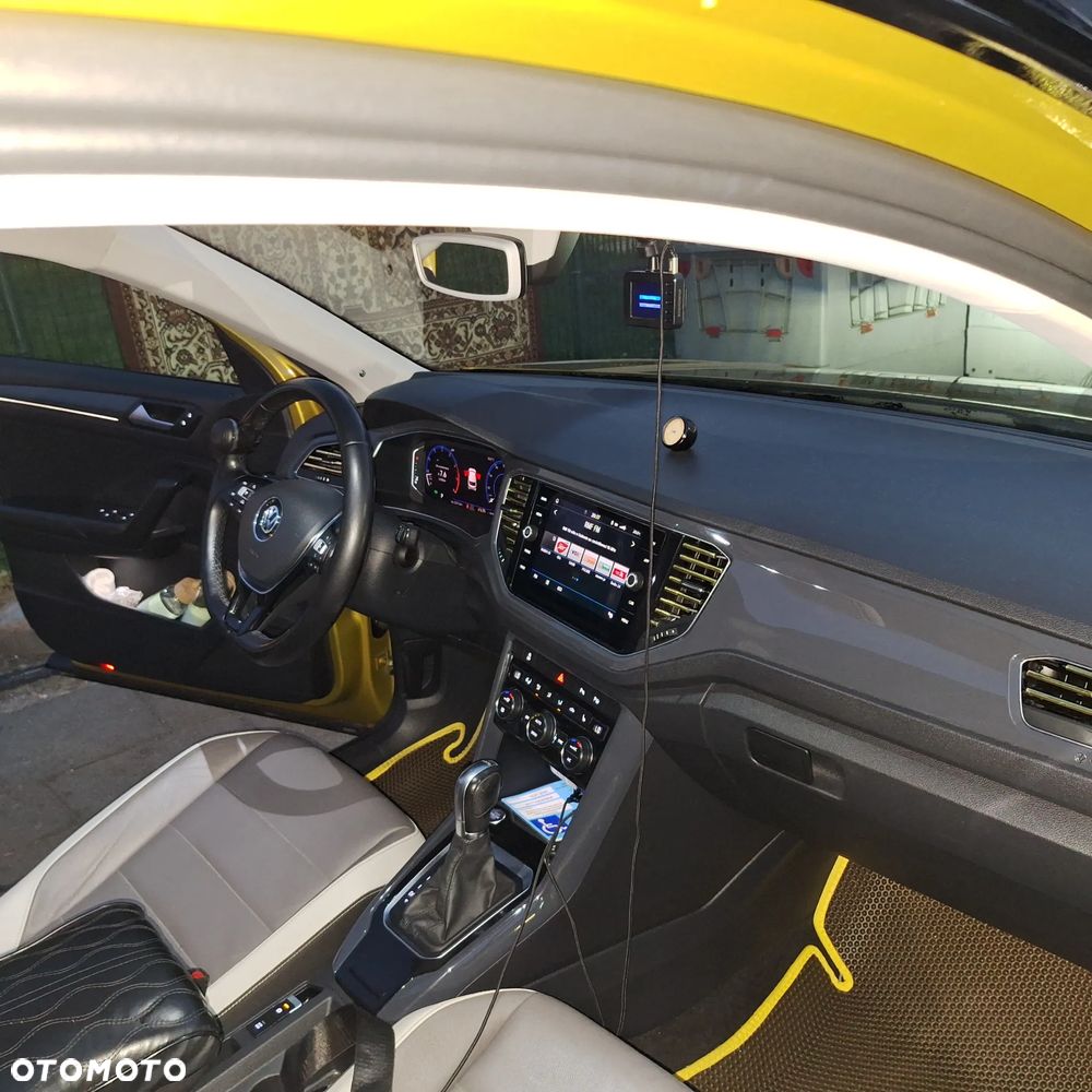 Volkswagen T-Roc 1.5 TSI ACT Premium DSG - 4