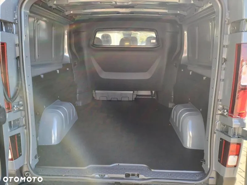 Renault Trafic - 9