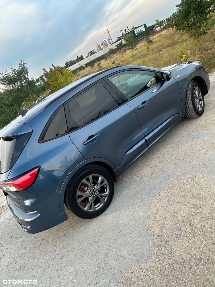 Ford Kuga - 4