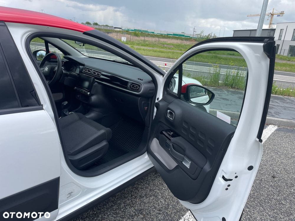 Citroën C3 1.2 PureTech Shine - 17
