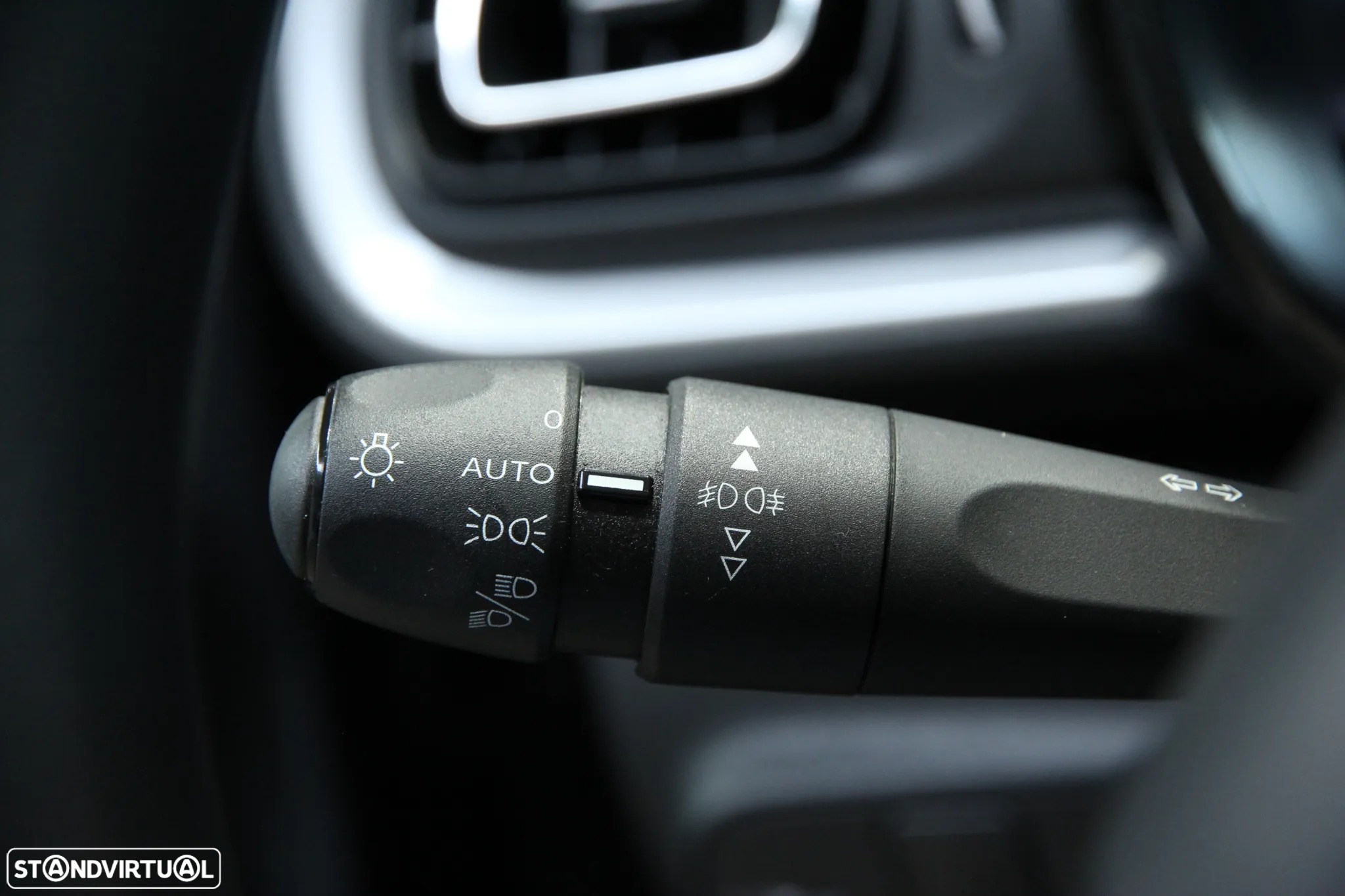Citroën C3 1.2 PureTech C-Series - 16