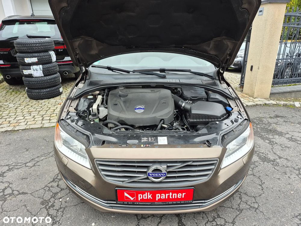 Volvo V70 D4 Geartronic Momentum - 38