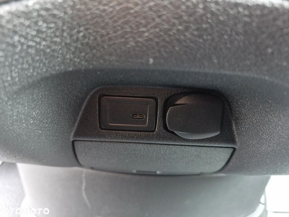 Mercedes-Benz Sprinter 319 CDI - 32