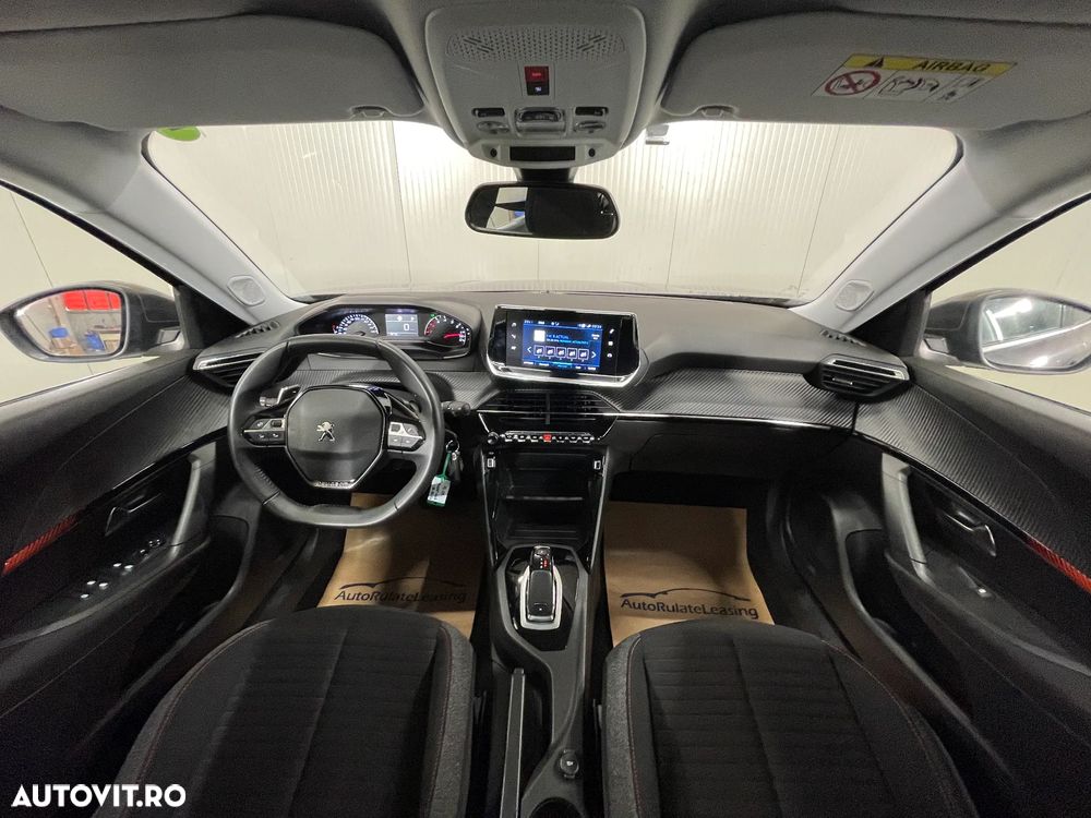 Peugeot 2008 PureTech 130 EAT8 Allure - 8