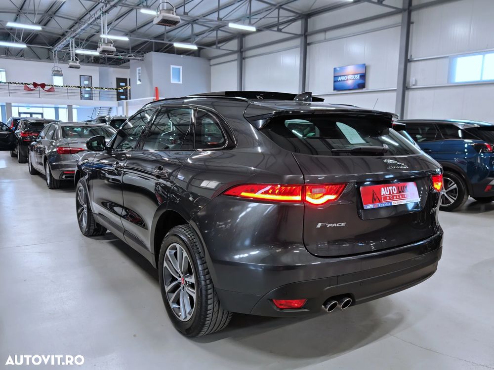 Jaguar F-Pace 20d AWD Aut. Prestige - 4
