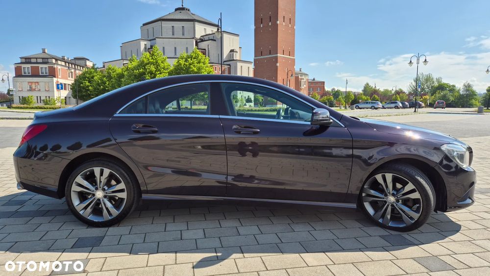 Mercedes-Benz CLA - 9