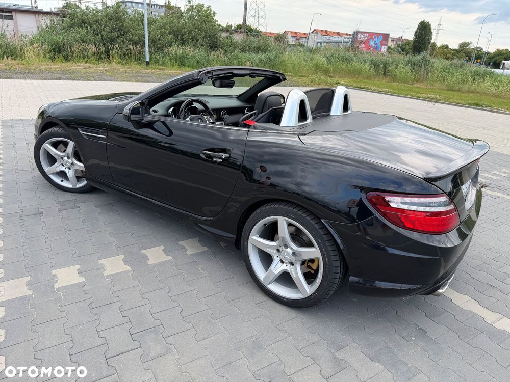 Mercedes-Benz SLK 200 (BlueEFFICIENCY) 7G-TRONIC - 2