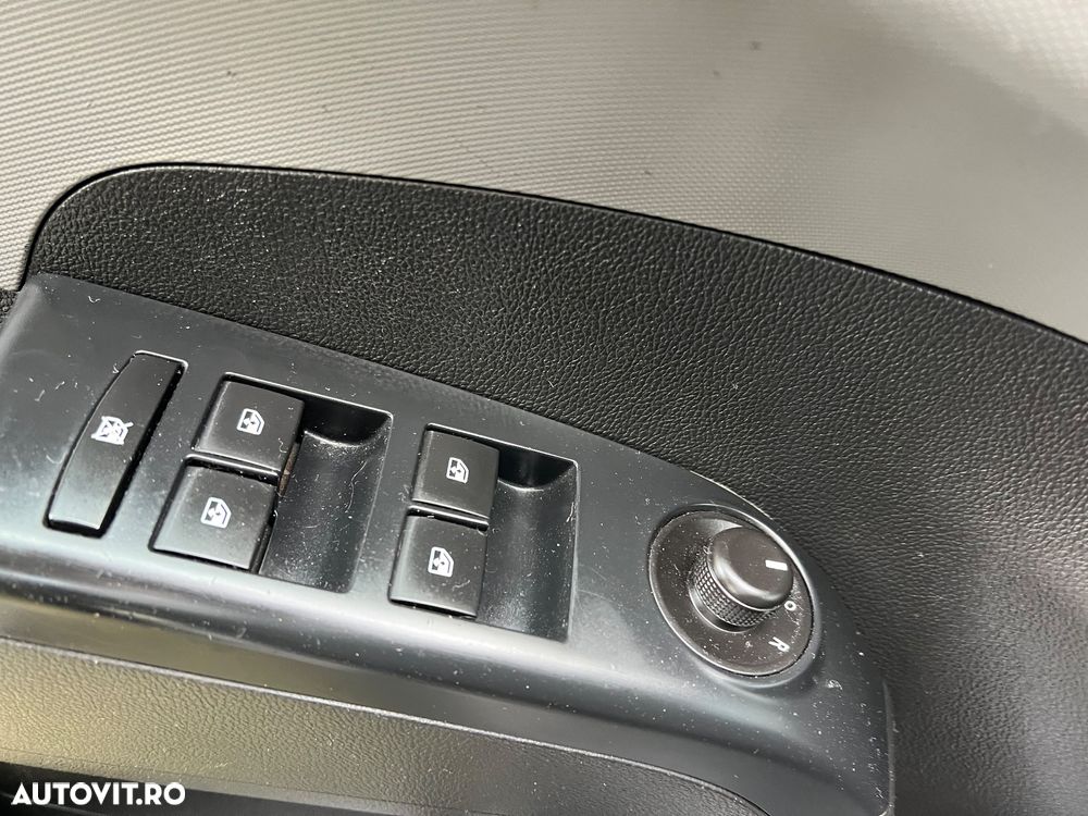 Chevrolet Aveo 1.2 LT - 14