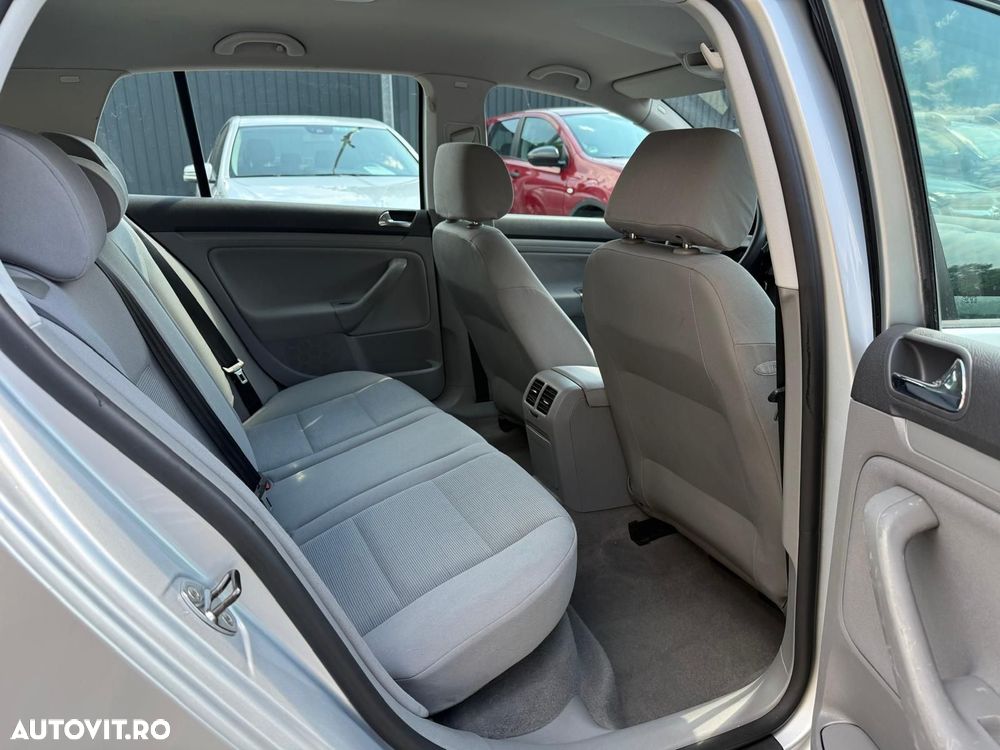 Volkswagen Golf - 7