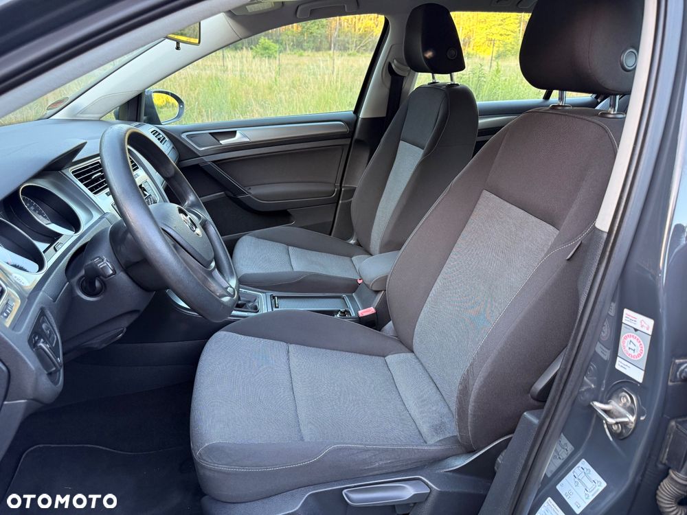 Volkswagen Golf 1.6 TDI BlueMotion Technology Trendline - 12