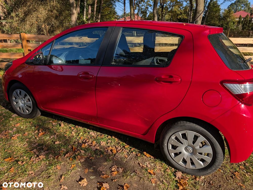 Toyota Yaris 2018 photo 3