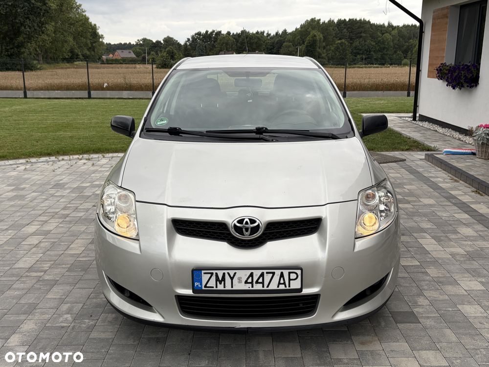 Toyota Auris - 5