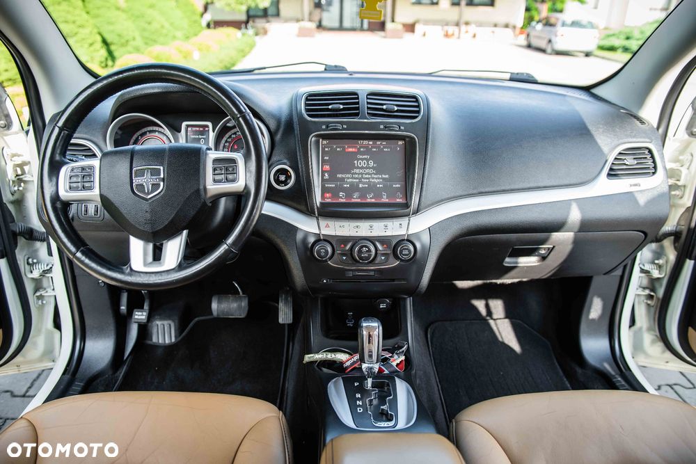 Dodge Journey - 13
