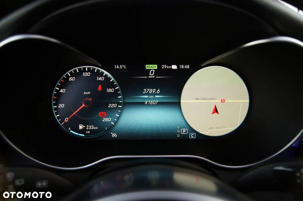 Mercedes-Benz GLC 300 e 4Matic 9G-TRONIC AMG Line Plus - 20