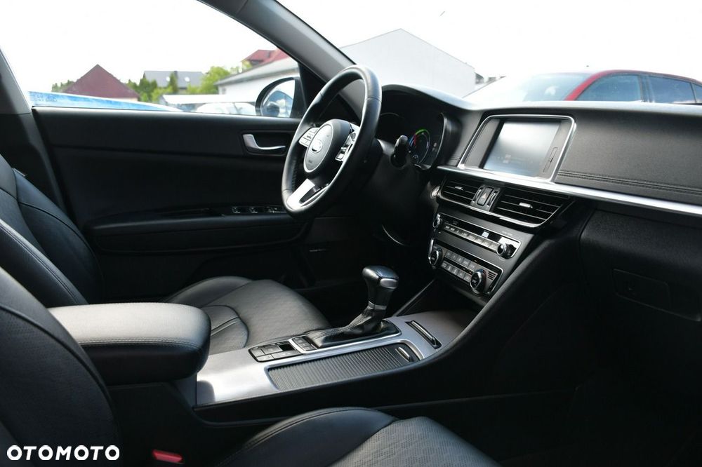 Kia Optima Plug-in Hybrid - 21