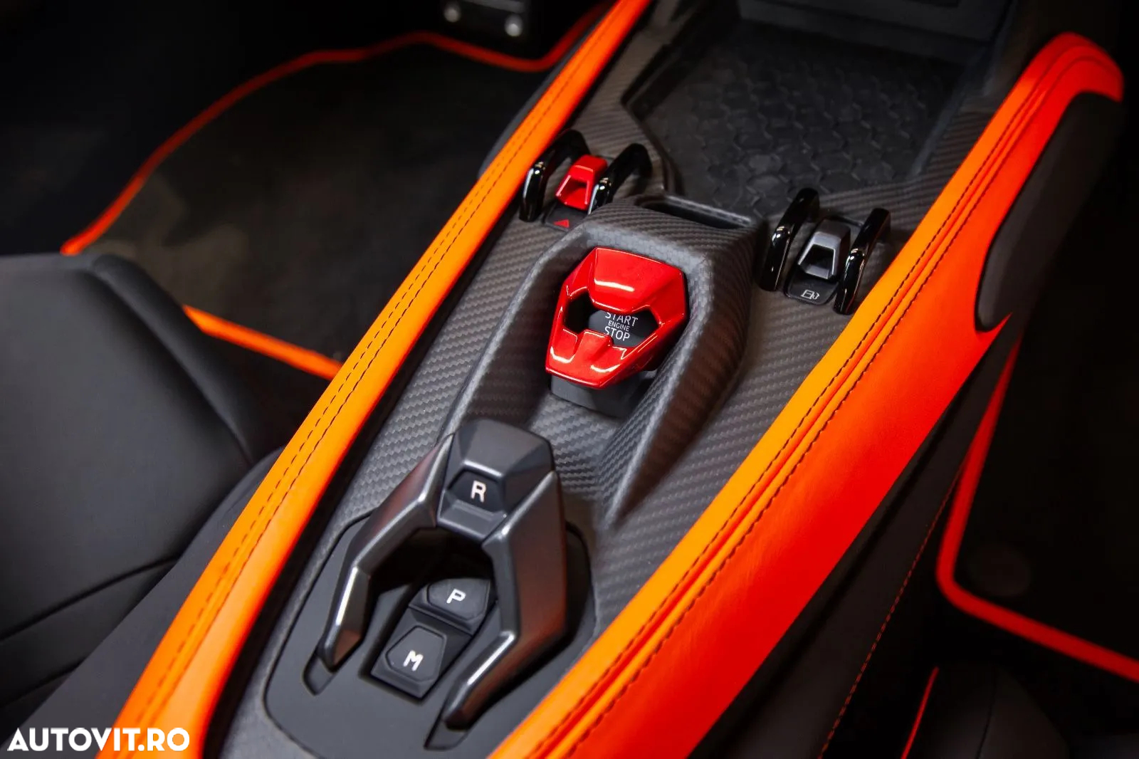 Lamborghini Revuelto - 14