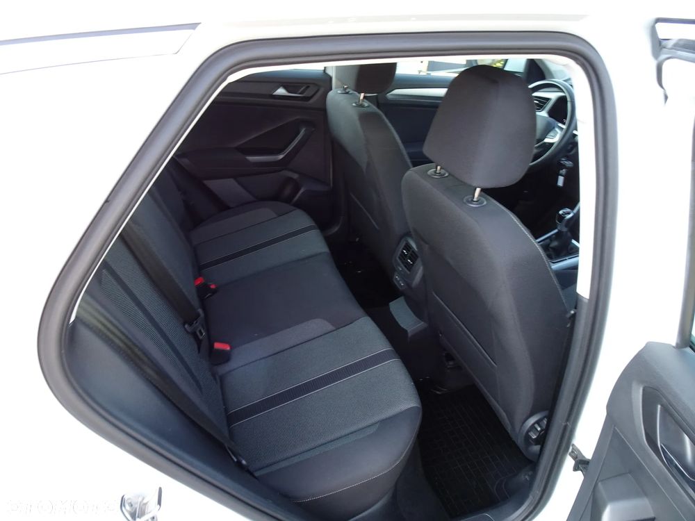 Volkswagen T-Roc 1.5 TSI Life - 16