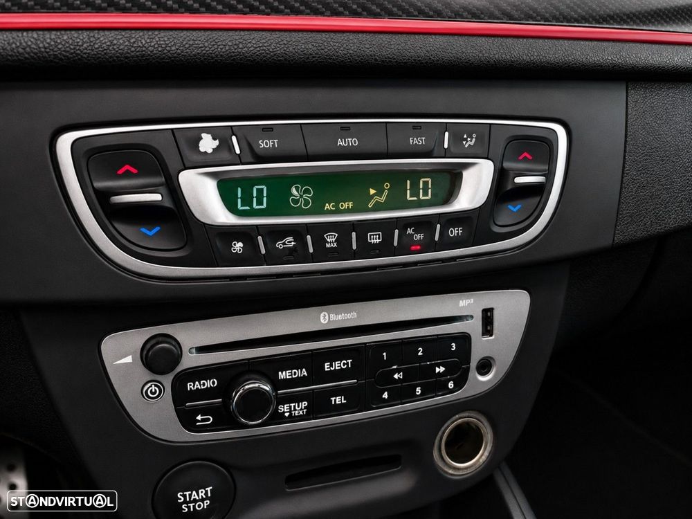 Renault Mégane Sport Tourer 1.5 dCi GT Line - 23