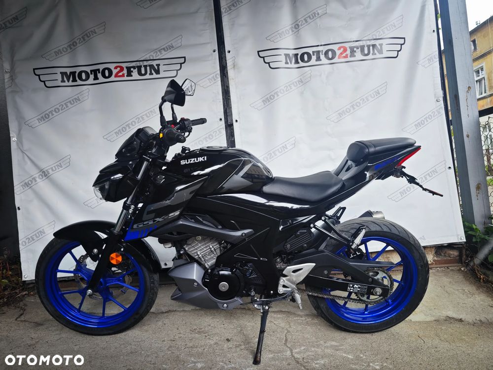 Suzuki GSX - 4