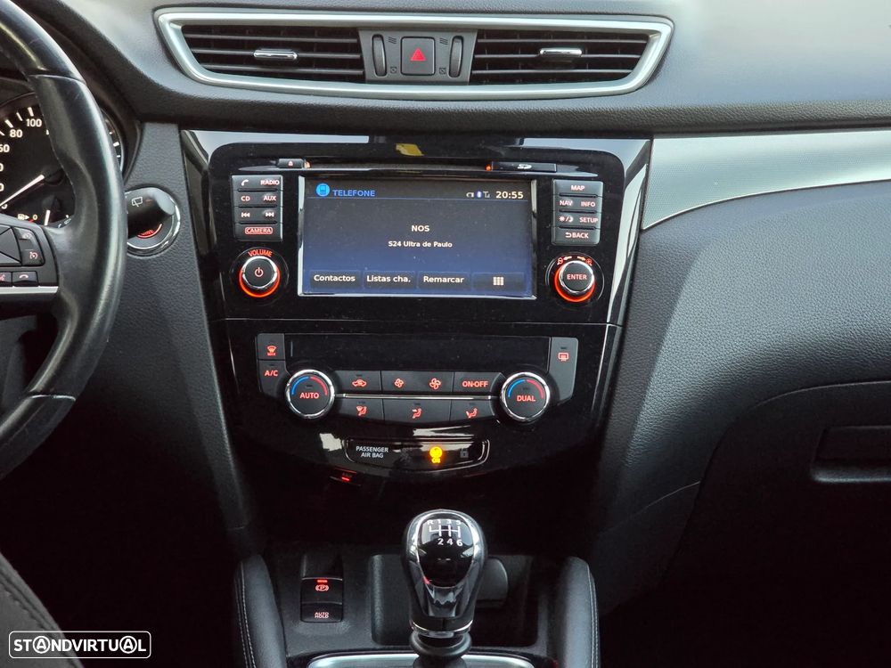 Nissan Qashqai 1.2 DIG-T Acenta Connect - 19