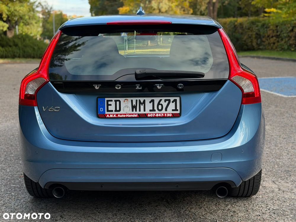 Volvo V60 2014 photo 5