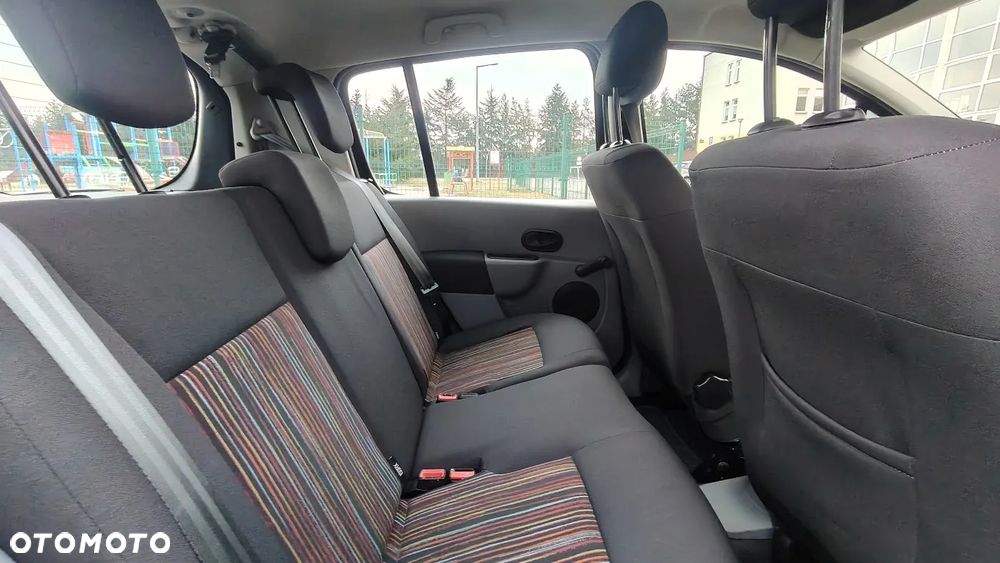 Renault Modus 1.2 16V Avantage - 32