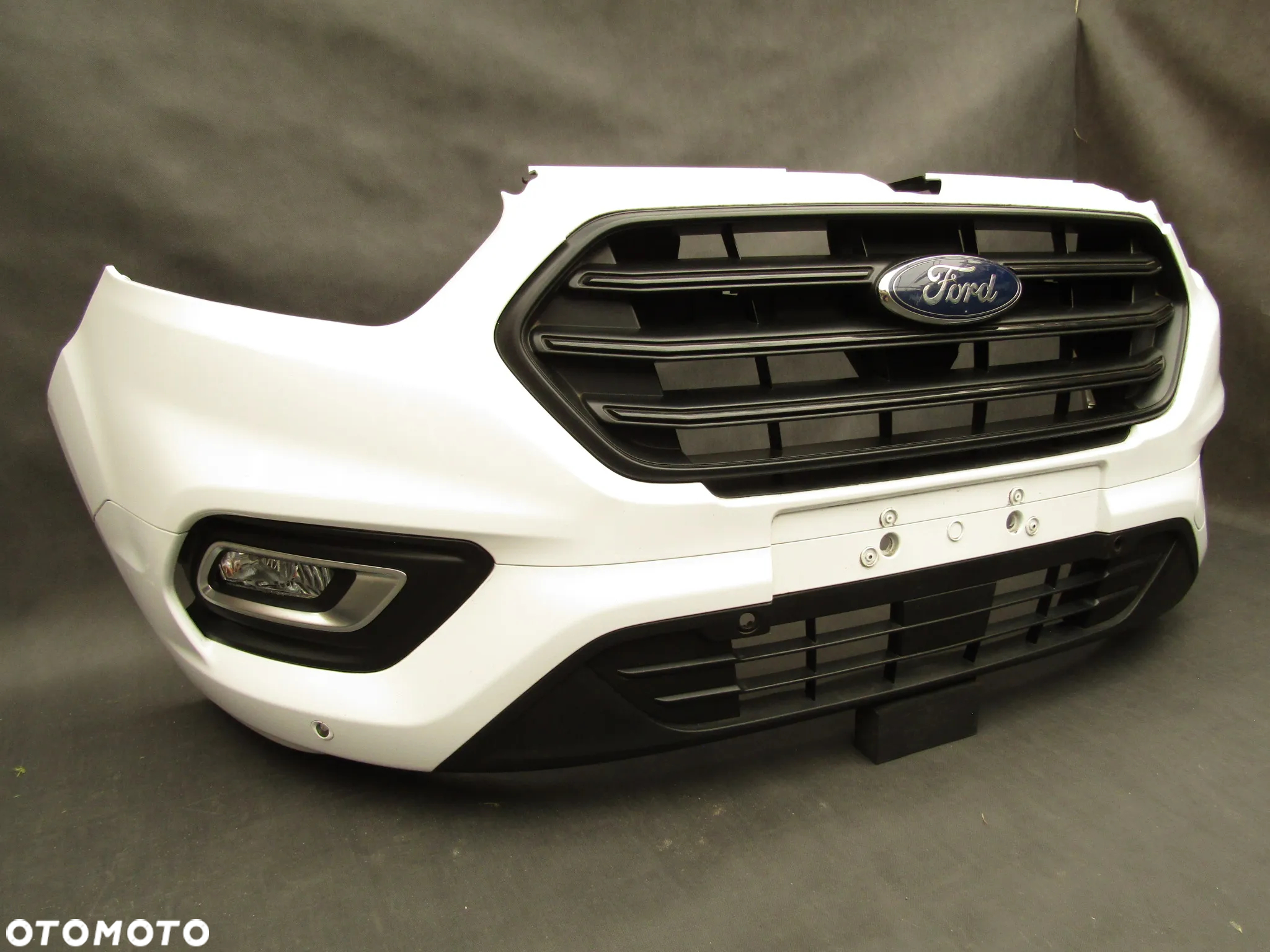 Zderzak przedni Ford Transit Tourneo Custom 18-22 Frozen White - 9
