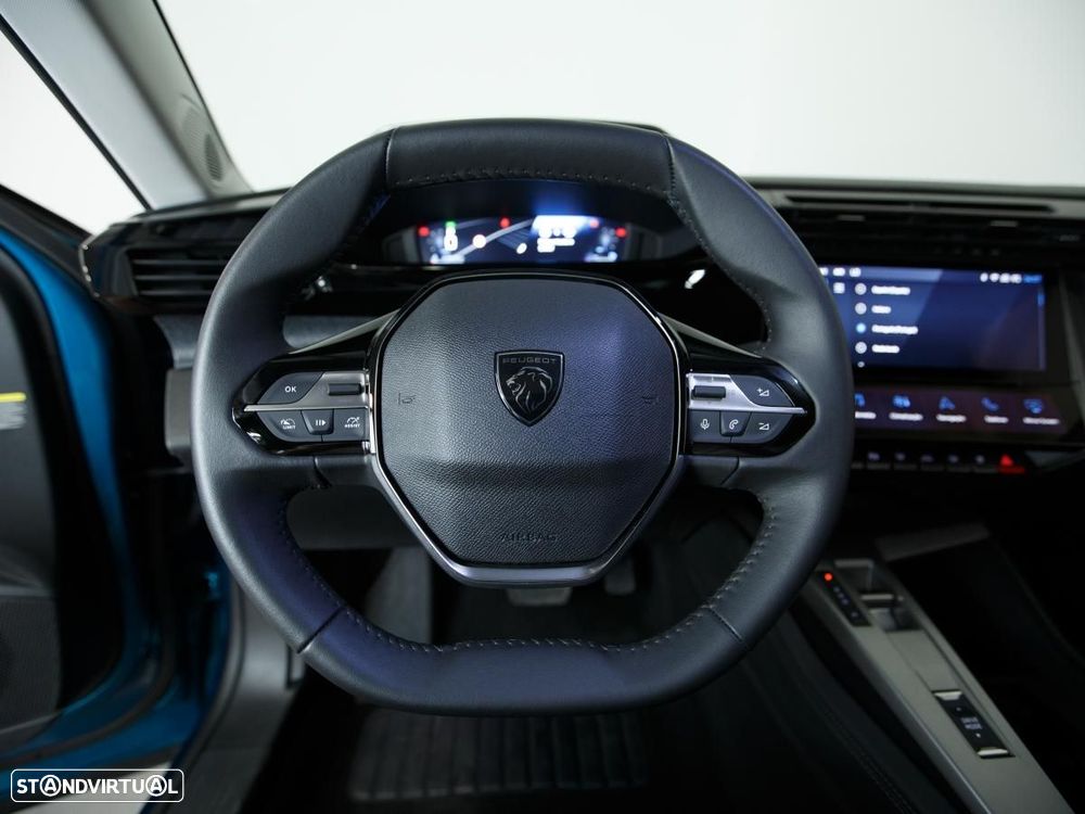 Peugeot 408 1.2 PureTech Allure EAT8 - 15