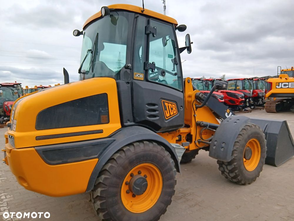 JCB 409 - 20