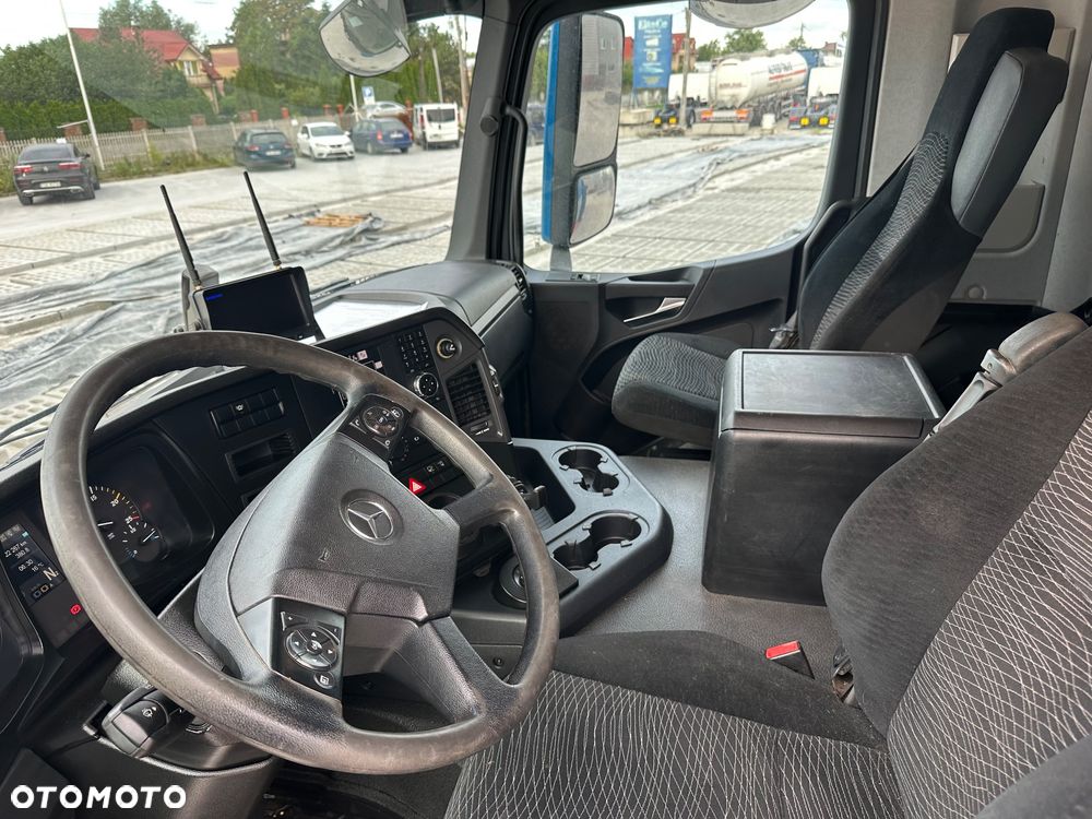 Mercedes-Benz Arosc 4140 - 12