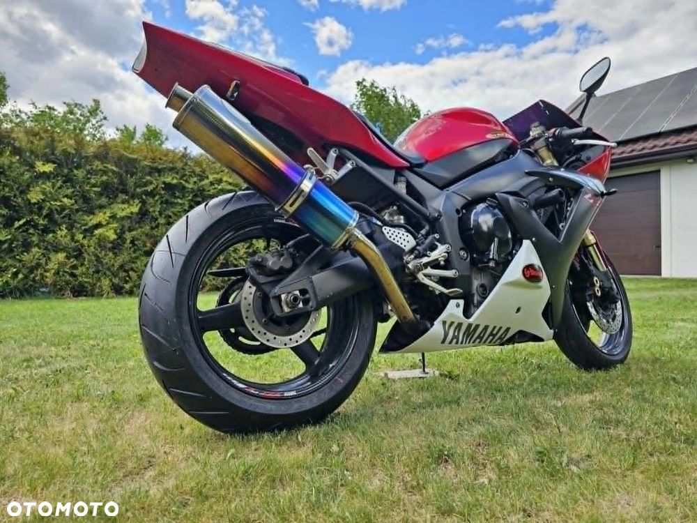 Yamaha YZF - 1