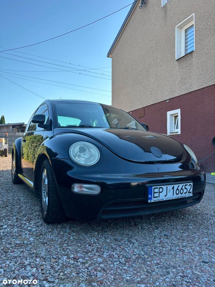 Volkswagen New Beetle - 1