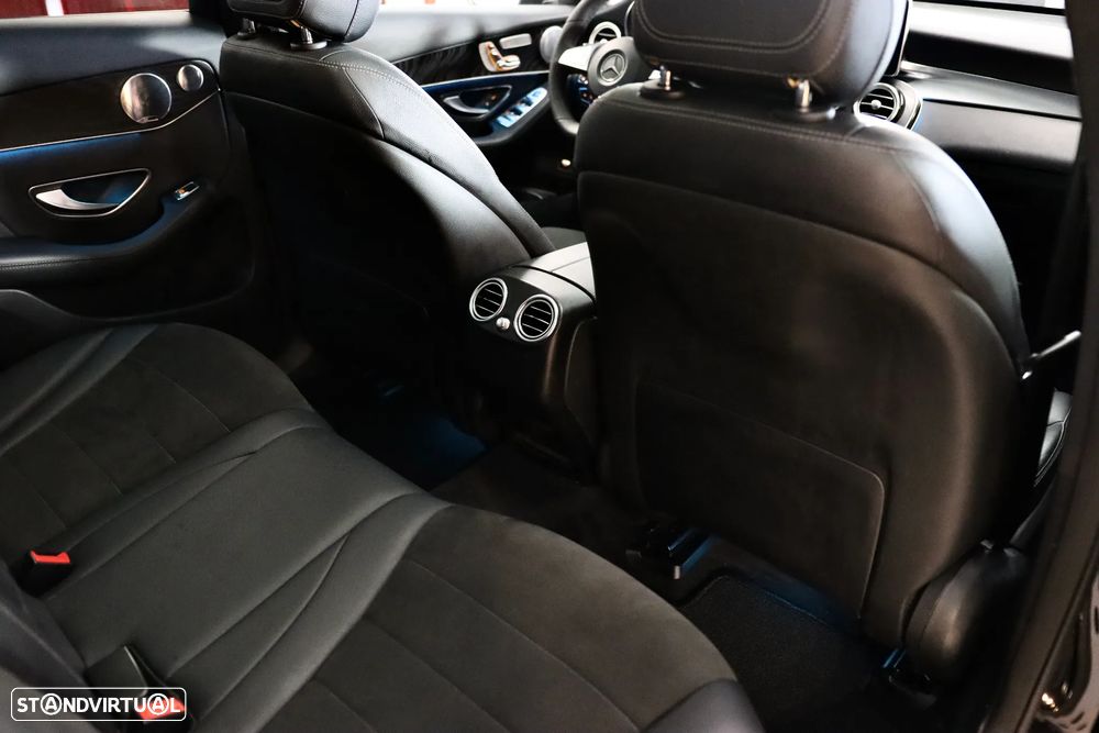 Mercedes-Benz GLC 350 e 4Matic 7G-TRONIC AMG Line - 34